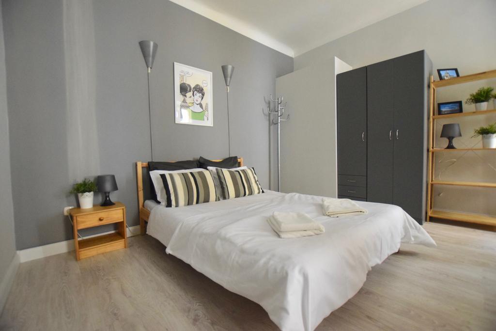 Budget Apartment by Hi5 - Október 6 Str 4 Budapeszt Zewnętrze zdjęcie