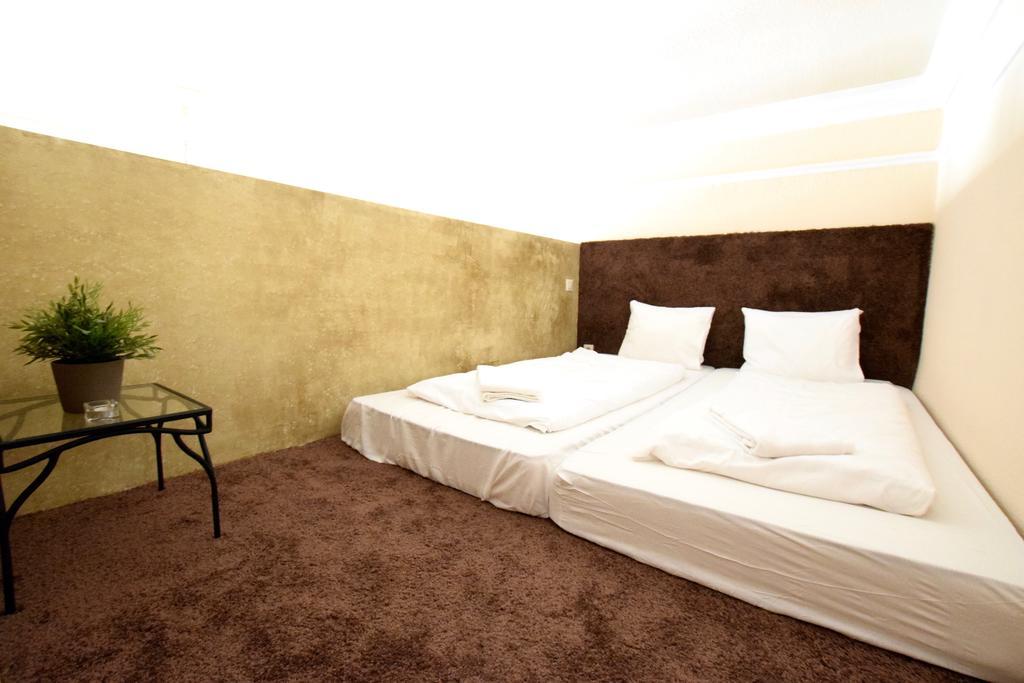 Budget Apartment by Hi5 - Október 6 Str 4 Budapeszt Zewnętrze zdjęcie