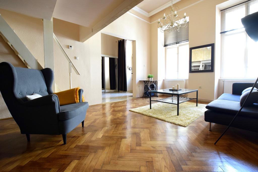 Budget Apartment by Hi5 - Október 6 Str 4 Budapeszt Zewnętrze zdjęcie